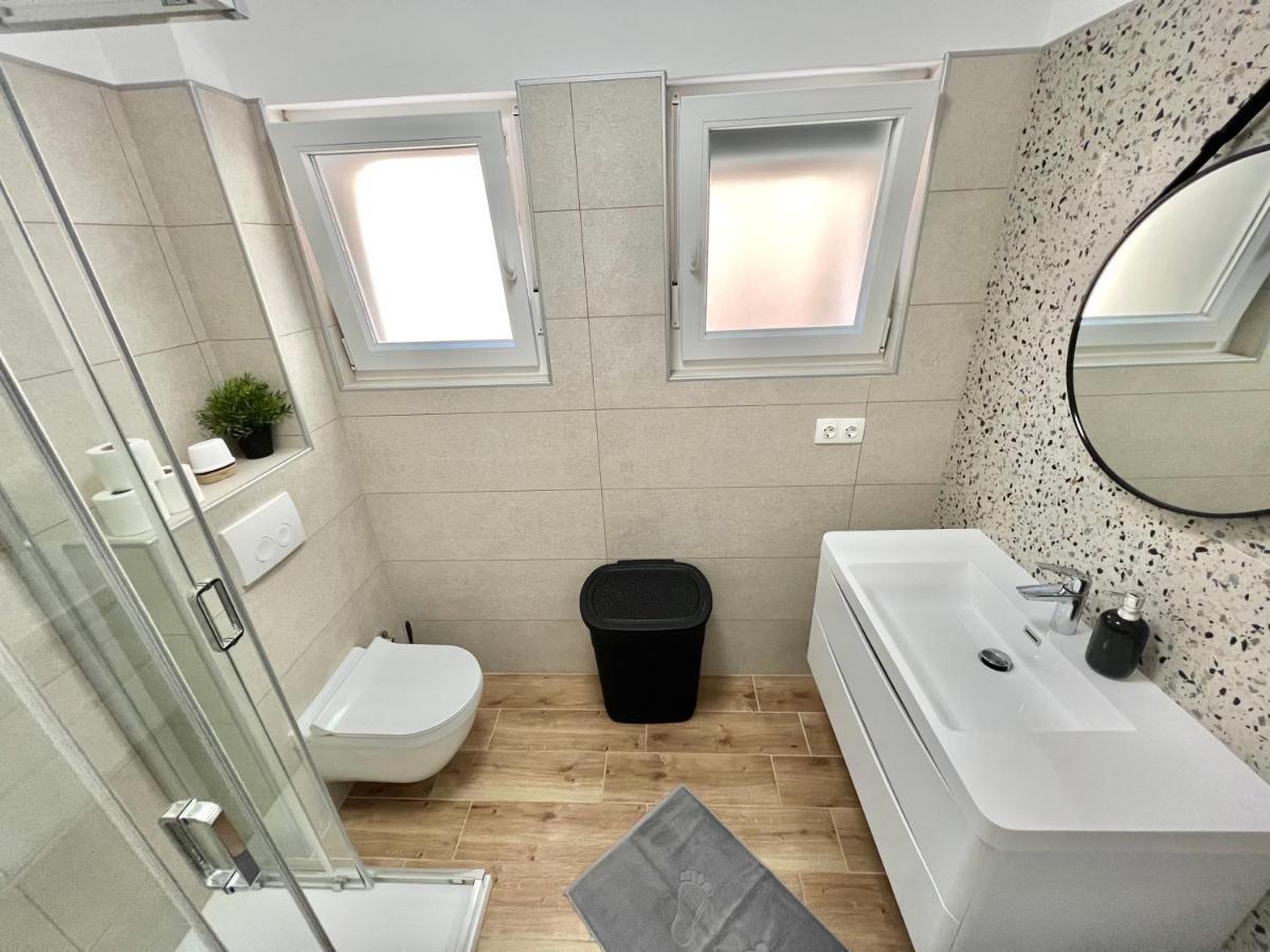 Fantasia Del Mare Apartment And Rooms دْغاماي المظهر الخارجي الصورة