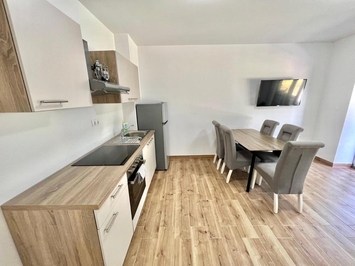 Fantasia Del Mare Apartment And Rooms دْغاماي المظهر الخارجي الصورة